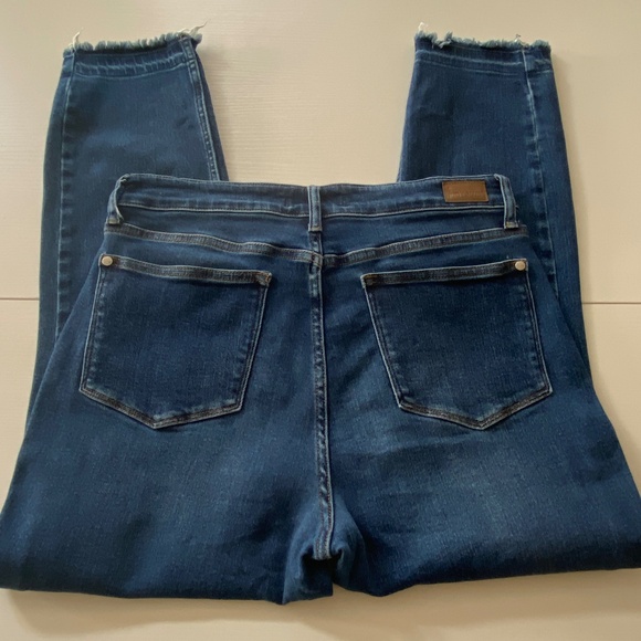 Judy Blue High Rise Slim Fit Medium Wash Released Hem Sz 13/31 - Picture 4 of 15